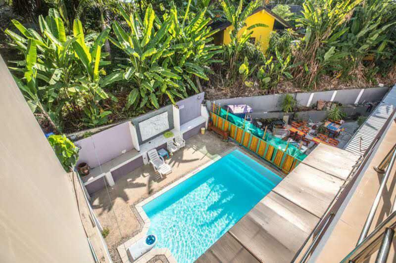 Wechat Inn Patong Exterior photo